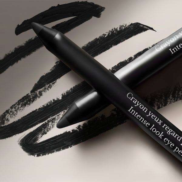 Crayon regard profond noir