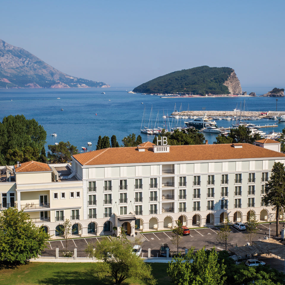 Hôtel Crowne Plaza Budva face à la mer